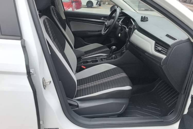 Used Volkswagen Bora 2023 200TSI DSG Comfort Edition
