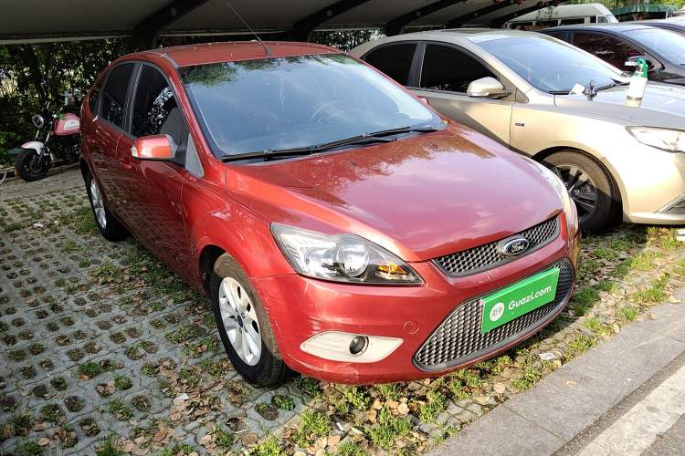 Used Ford Focus 2013 Hatchback Classic 1.8L Automatic Base Model
