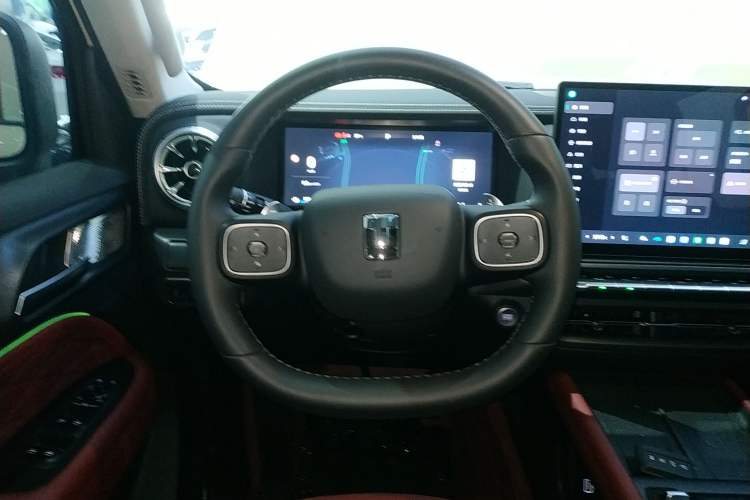 Used Tank 300 2025 2.0T Conqueror Steering Wheel