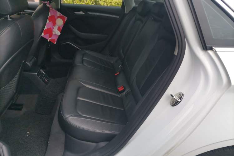 Used Audi A3 2015 Limousine 40 TFSI Automatic Comfort Model
