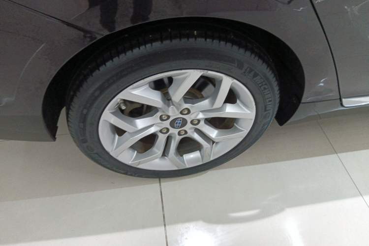 Used Geely Auto Emgrand GT 2015 Diplomatic Limited Edition 1.8T Premium Model
