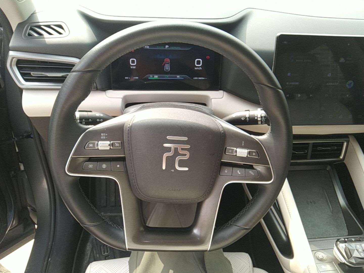 BYD Yuan UP 2024 401KM Beyond Edition — снимка 13