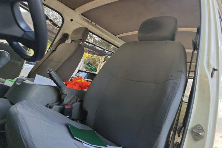 Used Jinbei Hiace 2014 2.0L Fifth-Generation Xiangyun Comfort Type 1 4G20C