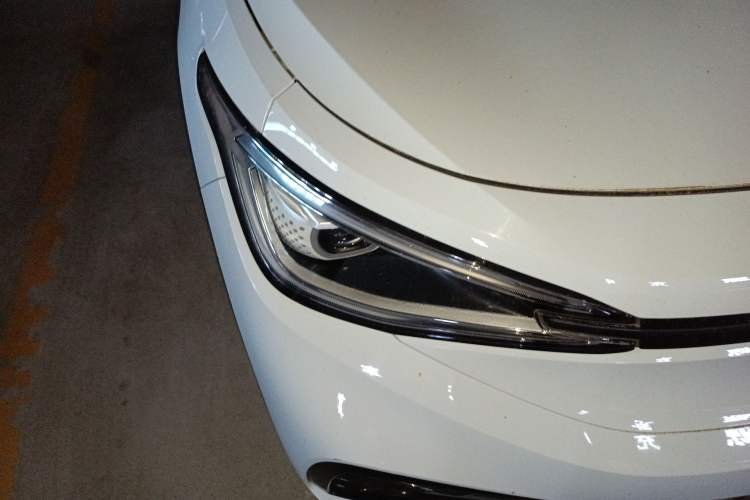 Used Volkswagen ID.4 X 2021 Pro Smart Long-Range Edition Right Front Headlight