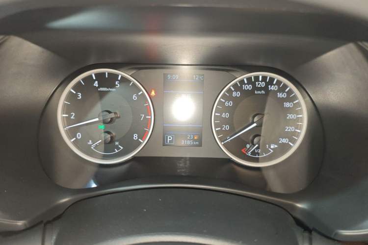 Used Nissan Sylphy 2026 Model 1.6L CVT Genuine Edition Instrument Cluster
