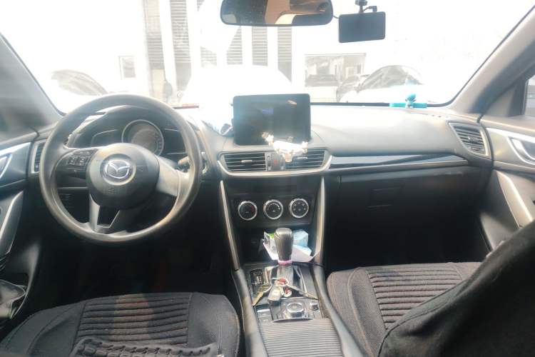 Used Mazda CX-4 2016 2.0L Automatic 2WD Blue Sky Dynamic Edition