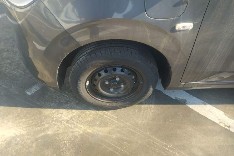 Used Wuling Hongguang New Energy 2024 All-Electric Model 300KM Standard Version