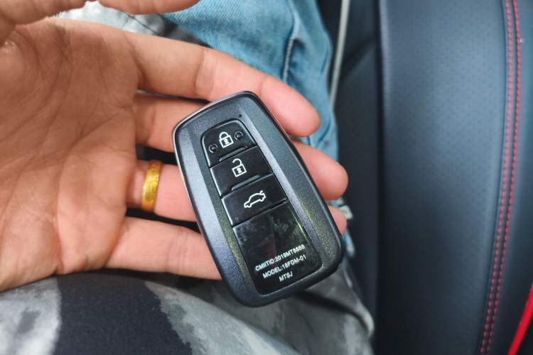 Used Toyota RAV4 2024 2.0L CVT Two-Wheel Drive Urban Edition
