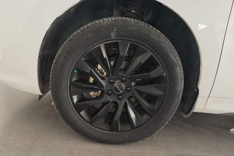 Used FORTHING T5 EVO 2021 1.5TD DCT Diamond Edition
