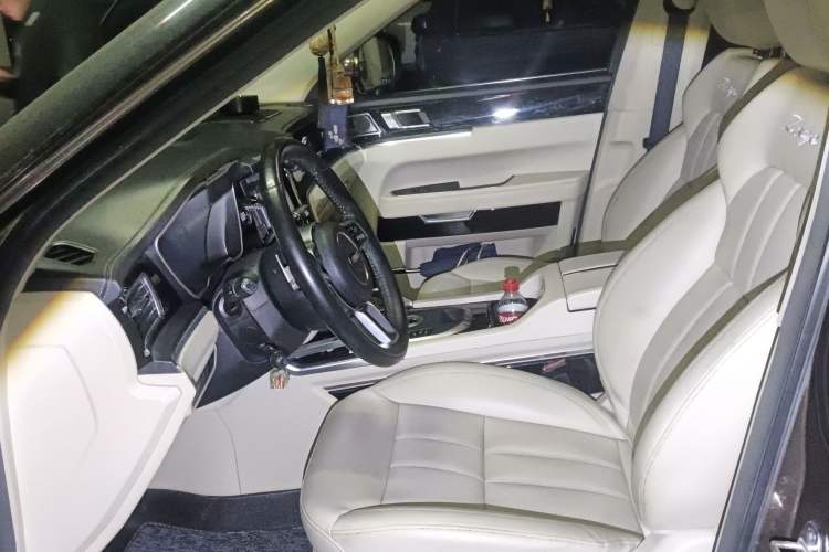 Used Zotye T700 2017 1.8T Dual-Clutch Prestige Model