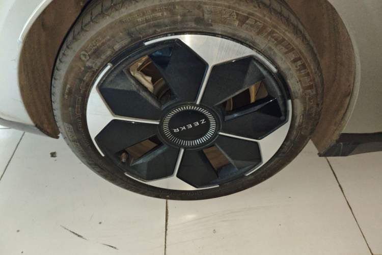 Used Zeekr 007 2024 Four-Wheel Drive Version 75 kWh