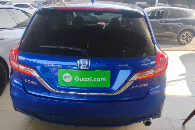 Used Honda Jade 2017 1.8L automatic Comfort version 5 seats
