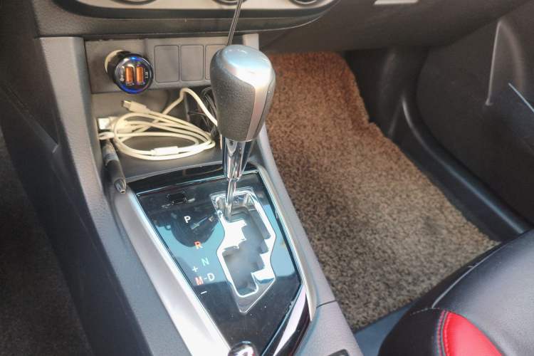 Used Toyota Levin 2014 1.6G CVT Elite Edition Gear Lever