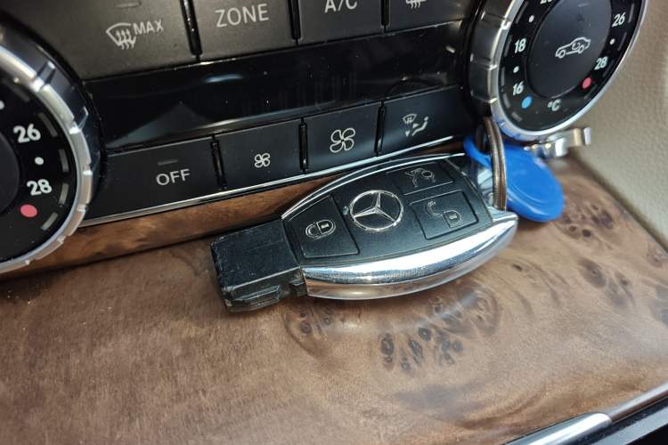 Used Mercedes-Benz CLS 2012 CLS 300 CGI Vehicle Key