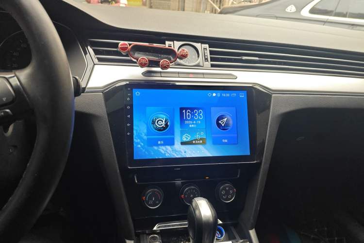 Used Volkswagen Magotan 2017 330TSI DSG Leading Model
