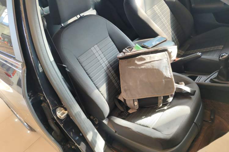 Used Volkswagen Lavida 2019 Lavida Start 1.5L Manual Fashion Edition China VI Standard
