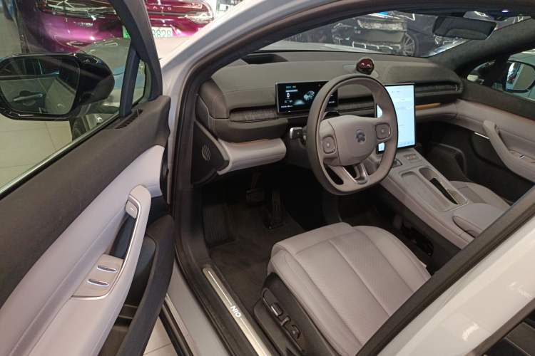 Used Nio EC6 2024 75 kWh
