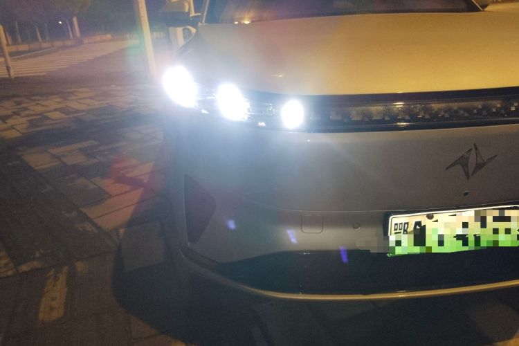 Used Dongfeng eπ eπ008 2024 210Max Range-Extended Version 6 Seats
