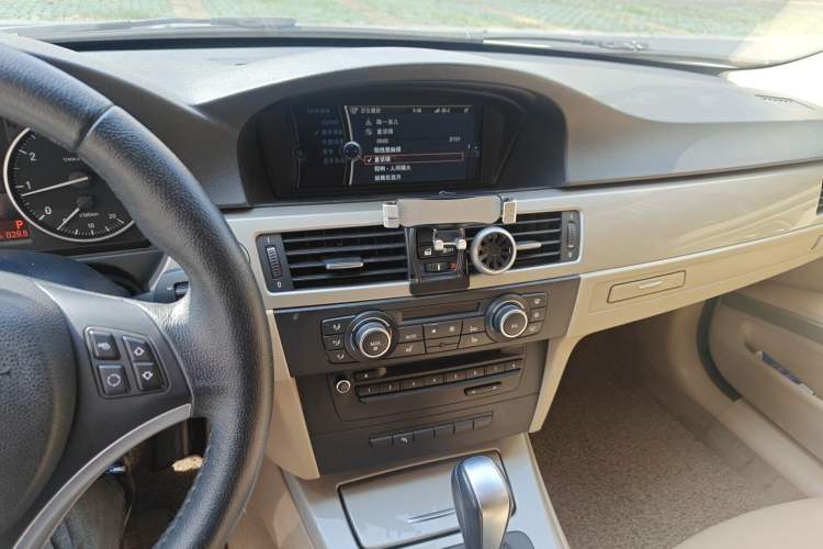 Used BMW 3 Series 2012 320i Luxury Edition