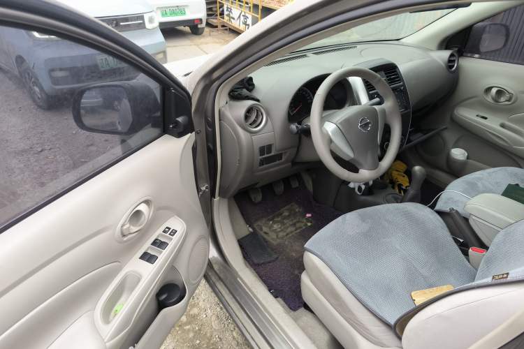 Used Nissan Sunny 2015 1.5XE Manual Comfort Edition