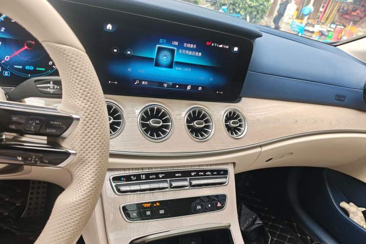 Used Mercedes-Benz E-Class 2021 E 260 Coupe Audio And AC Panel