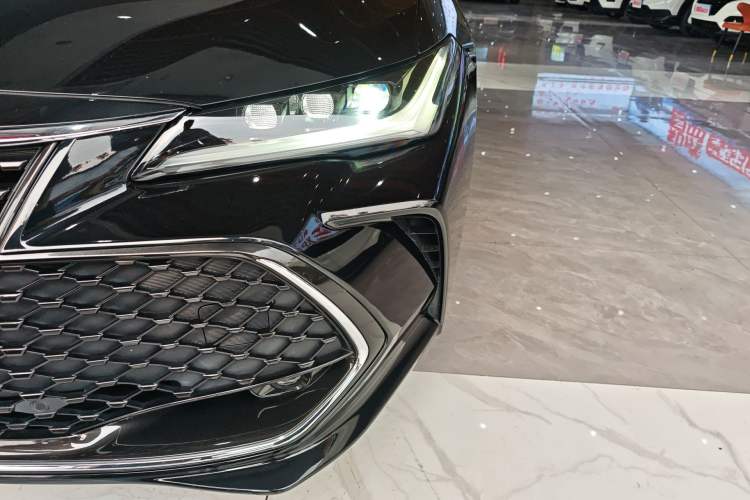 Used Toyota Avalon 2022 2.5L Ambition Edition Left Front Headlight