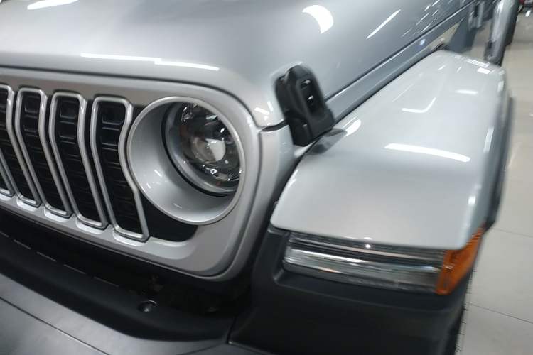 Used Jeep Wrangler 2024 2.0T Sahara Four-Door Edition