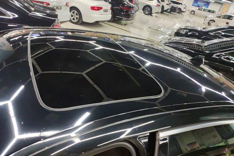 Used BMW 5 Series 2014 525Li Luxury Design Package
