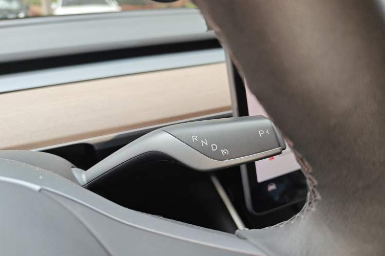 Used Tesla Model 3 2019 Standard Range Rear-Drive Upgraded Version
