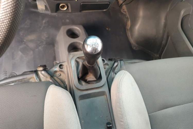 Used Dongfeng Xiaokang K05S 2022 1.3L High-Power Base Version Gear Lever