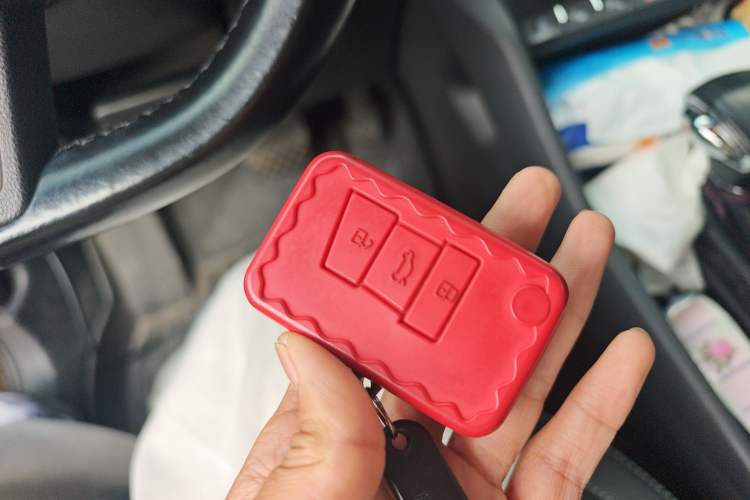 Used Skoda Kodiaq 2019 Facelifted TSI330 5-Seater Two-Wheel-Drive Luxury Enjoyment Edition China VI Standard Vehicle Key