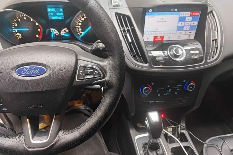 Used Ford Kuga 2018 EcoBoost 180 Two-Wheel-Drive Platinum Edition