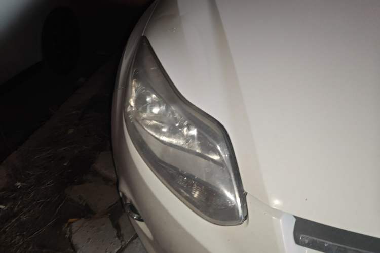 Used Ford Focus 2012 Sedan 1.6L Manual Fashion Edition
