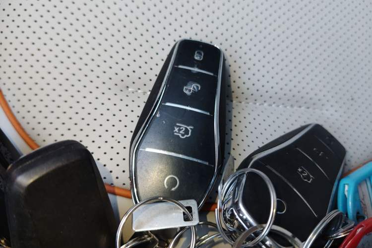 Used BYD Qin PLUS 2024 Honor Edition EV 420KM Leading Model
