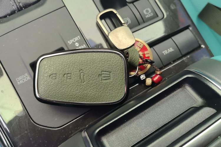 Used Toyota Crown Kluger 2022 2.5L HEV Four-Wheel Drive Flagship Edition Vehicle Key