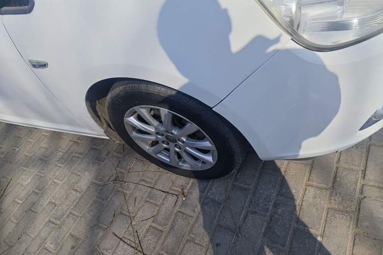 Used Buick GT 2013 GT 1.6L Manual Entry-Level Model