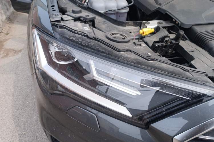 Used Audi Q7 2023 55 TFSI quattro S line Sport Edition Right Front Headlight