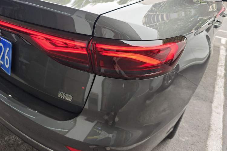 Used Geely Auto Emgrand 2023 4th Generation Champion Edition 1.5L CVT Prestige Model
