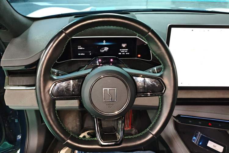 Used Zeekr 001 2023 WE Edition 100 kWh Steering Wheel