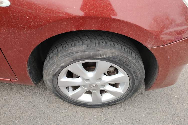 Used Nissan Tiida 2014 1.6L CVT Comfort Model
