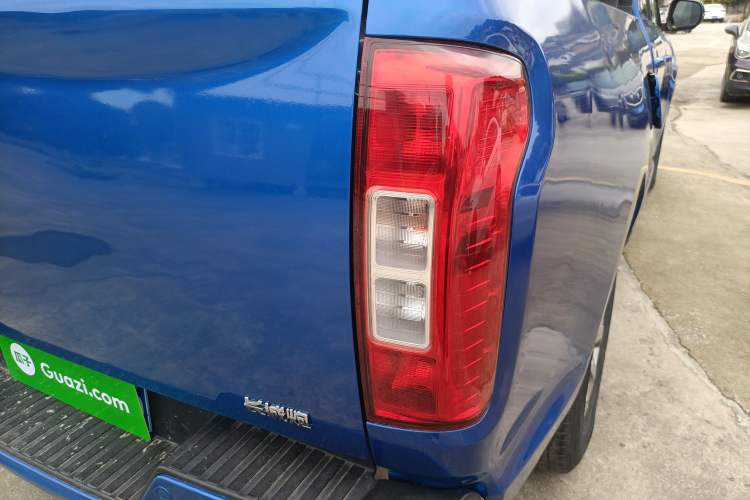 Used Great Wall Poer 2021 2.0T Commercial Version Manual Diesel 4x4 Navigation Type Long Bed GW4D20M
