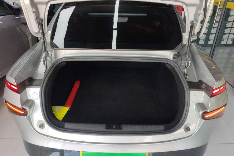 Used XPeng P7 2022 670N+