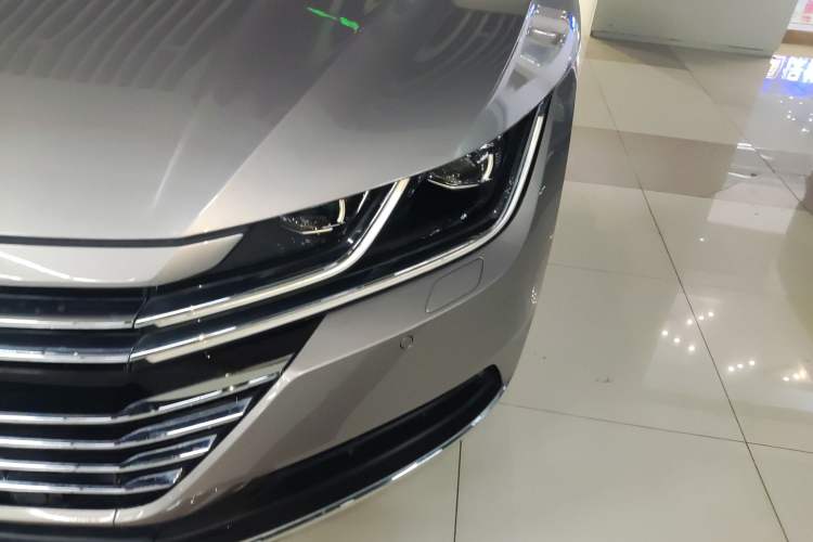 Used Volkswagen FAW-Volkswagen CC 2019 330TSI Glamour Edition China V Standard Left Front Headlight