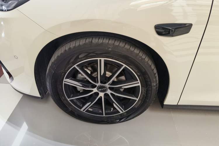 Used BYD Seal 06 New Energy 2025 DM-i Smart Drive 120KM Prestige Model