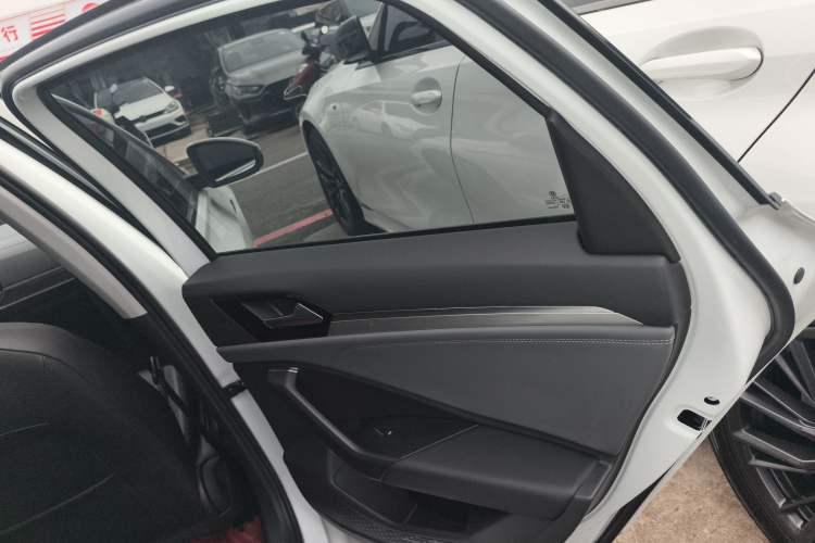 Used Volkswagen Sagitar 2021 280TSI DSG Excellence Edition