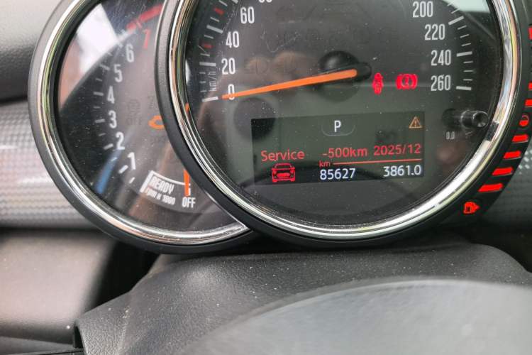 Used MINI 2015 1.5T COOPER Fun Five-Door Edition
