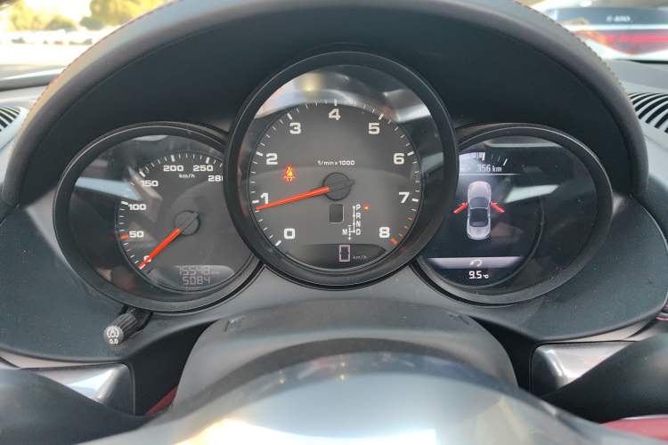 Used Porsche 718 2018 Boxster 2.0T
