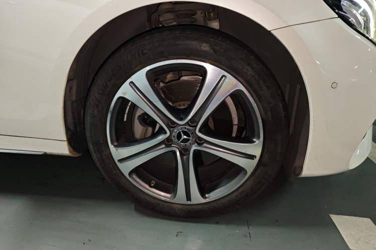 Used Mercedes-Benz E-Class 2019 E 260 L 4MATIC
