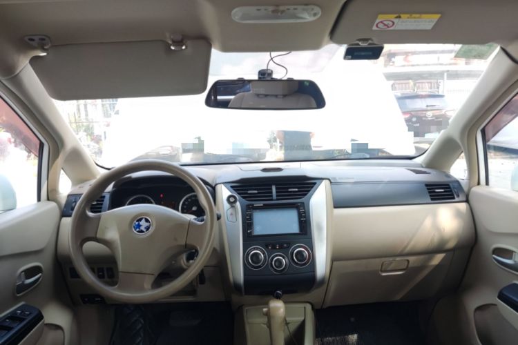 Used Venucia D50 2013 1.6L Automatic Fashion Edition