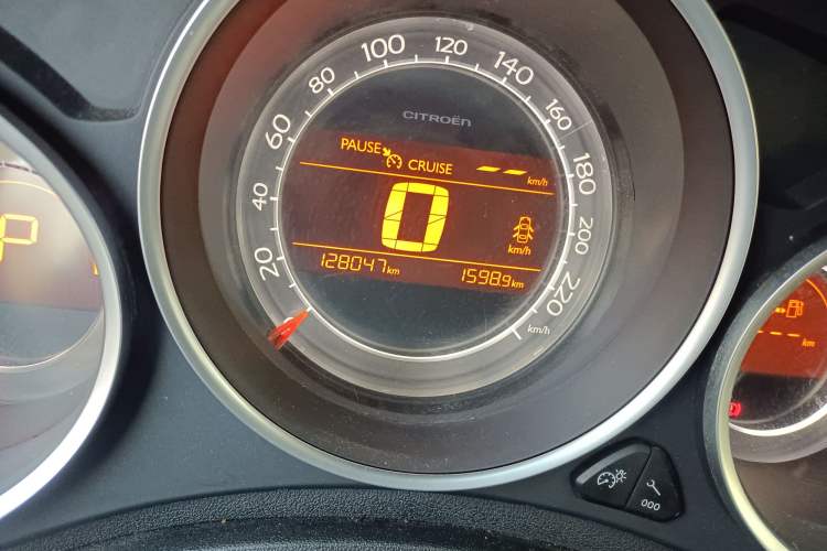 Used Citroen C4L 2013 1.6 THP Automatic Impression Edition
